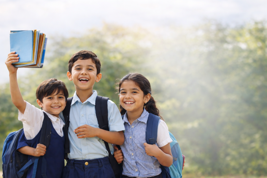 edurise_students_resized_900x600